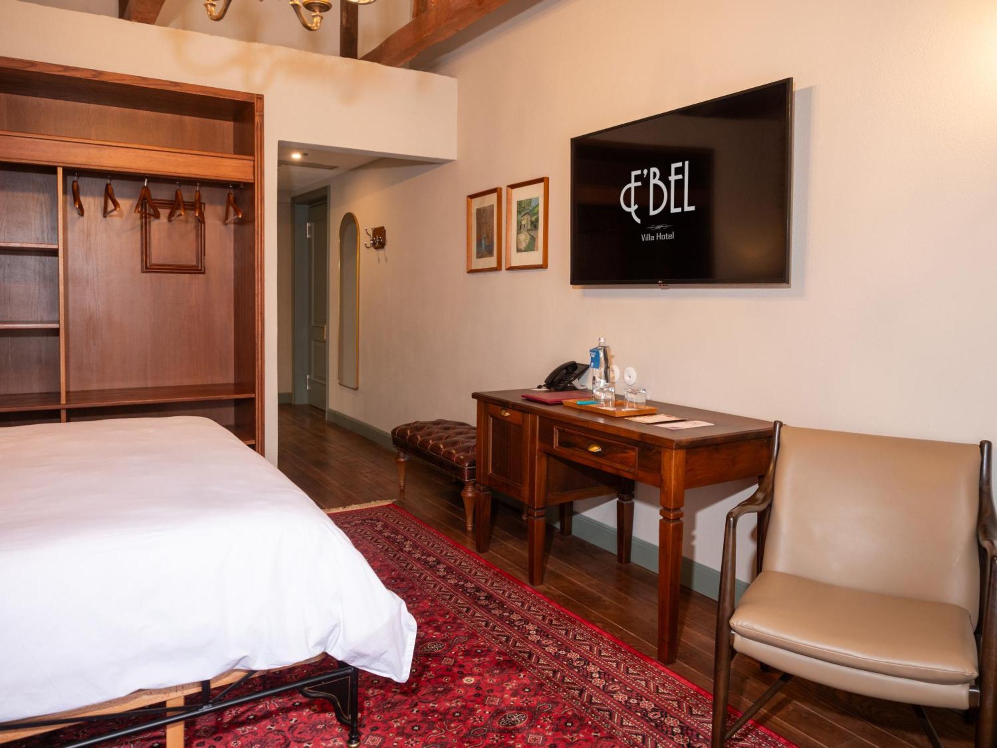 Vila Ebel Hotel Pool & Spa 코르처 외부 사진