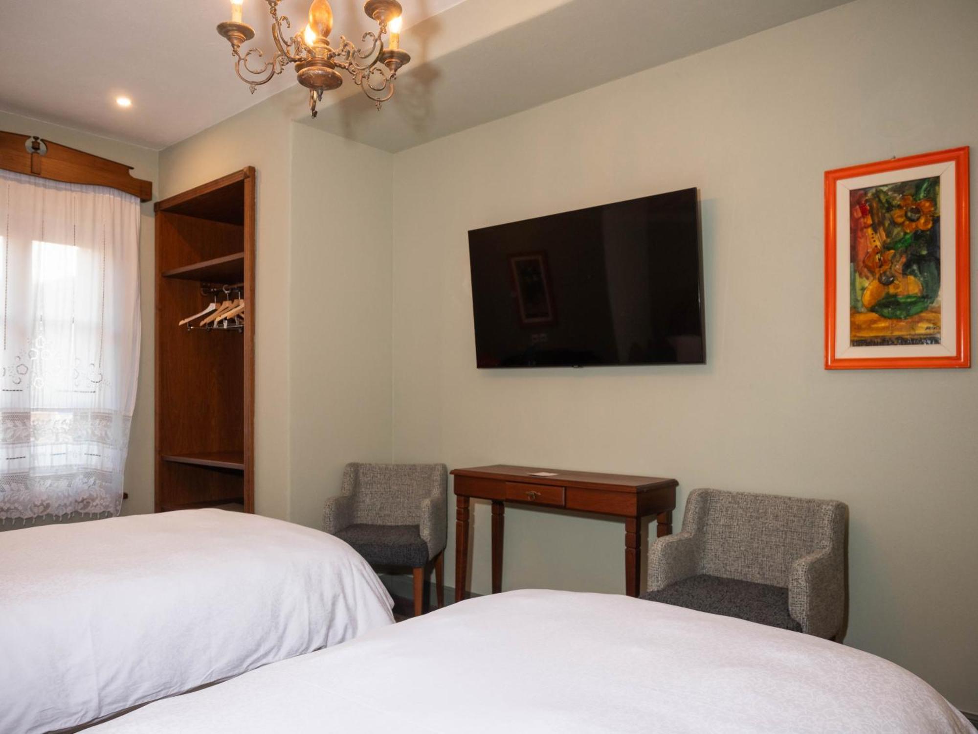 Vila Ebel Hotel Pool & Spa 코르처 외부 사진